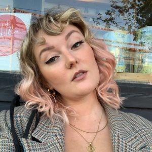 Meet your Posher, Kaitlyn